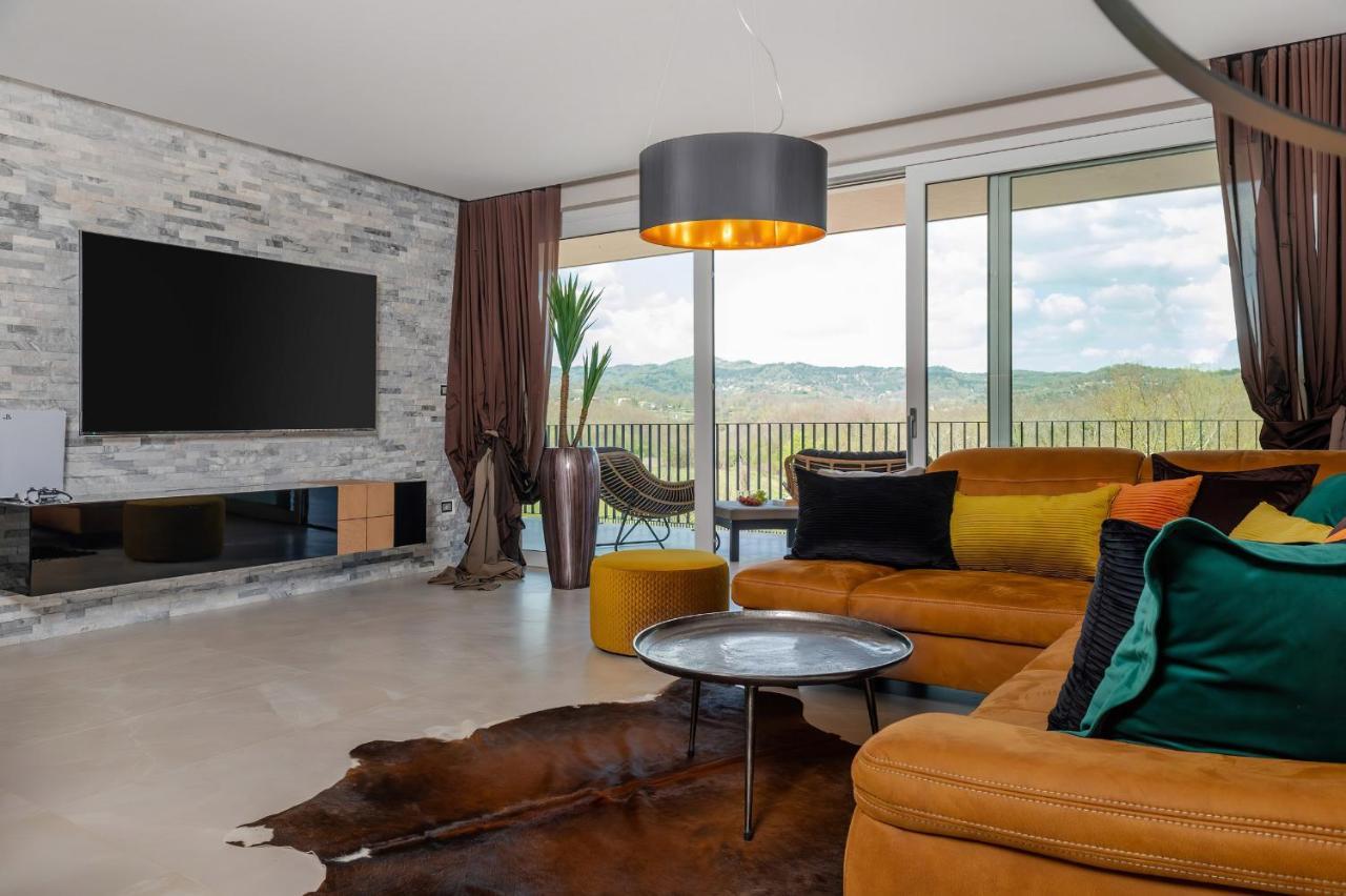 Luxury Villa Santa Cruz With Xl Pool And Jacuzzi Potpican Bagian luar foto